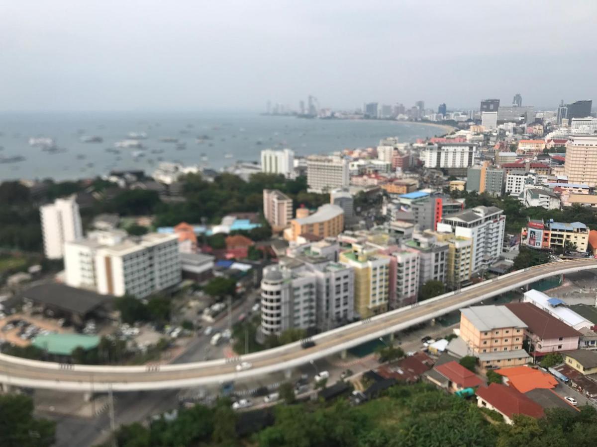 Unixx Condo Pattaya Near Walking Street Luaran gambar