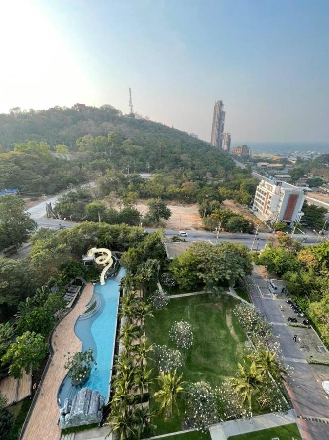 Unixx Condo Pattaya Near Walking Street Luaran gambar