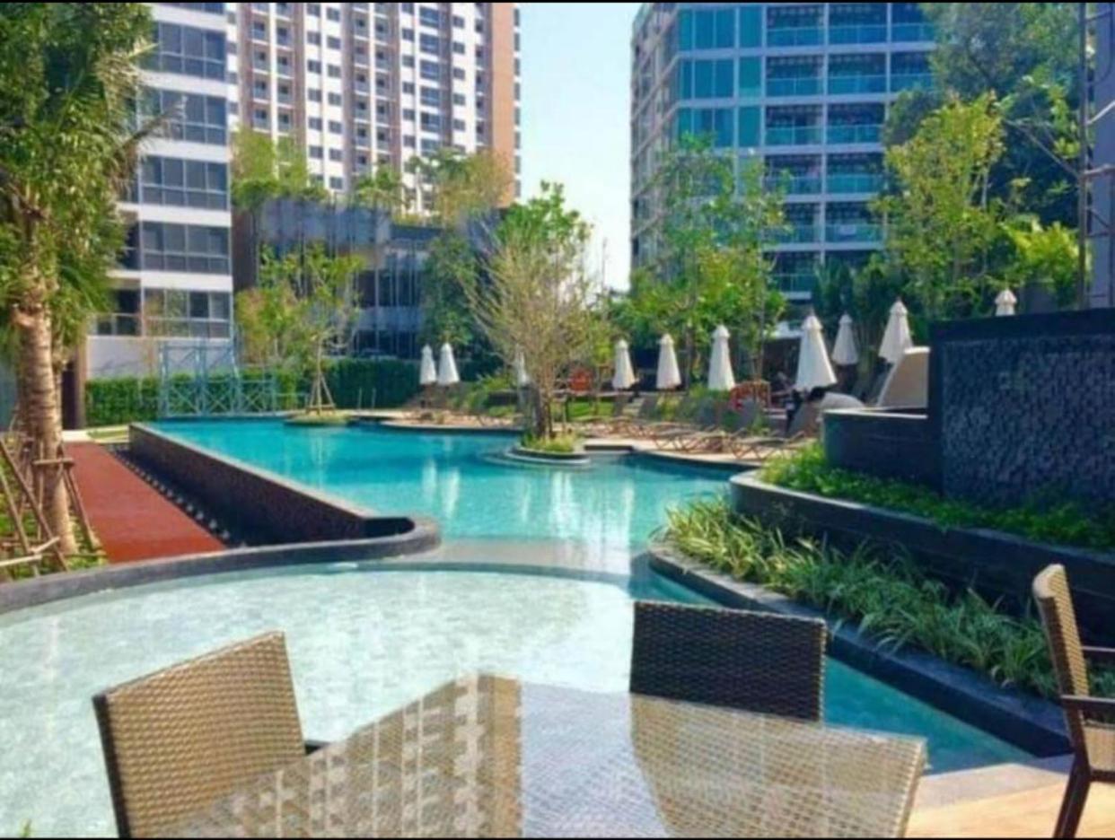 Unixx Condo Pattaya Near Walking Street Luaran gambar